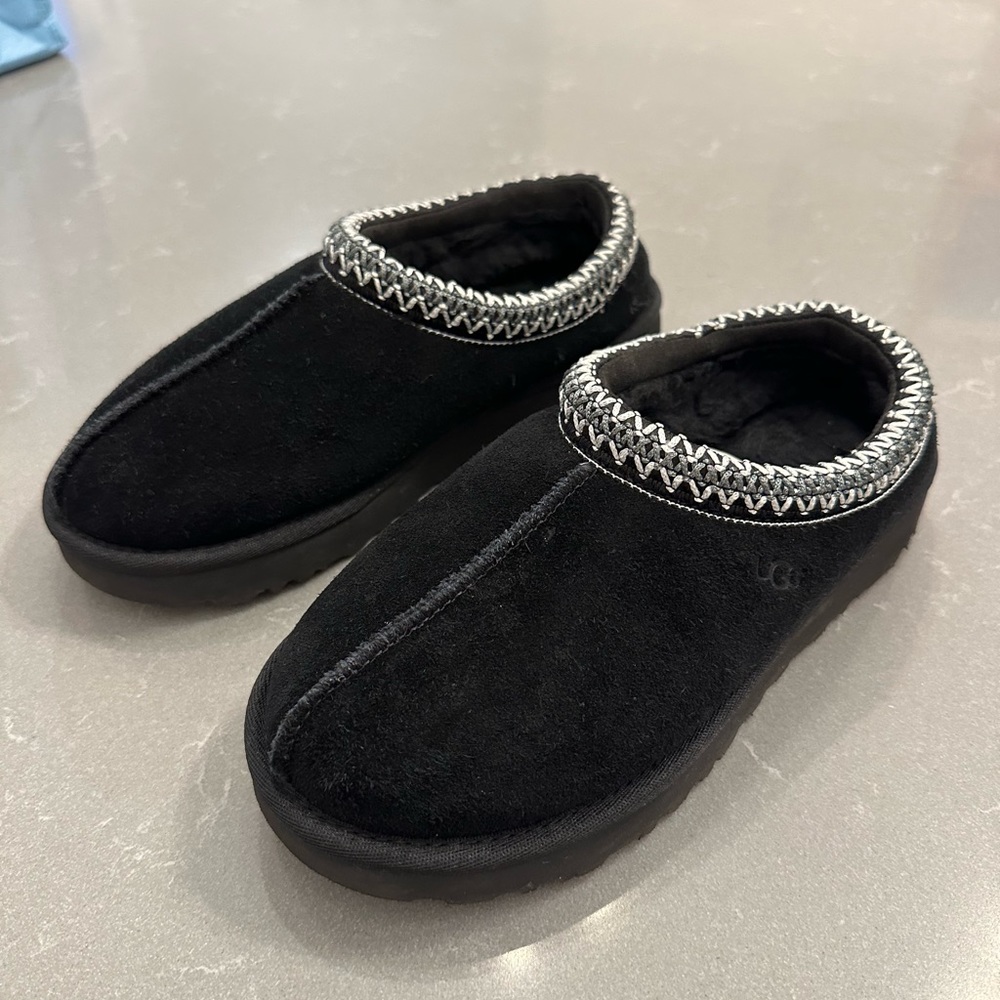 Ugg Women’s Tasman Slipper